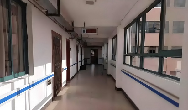 冯骥荐电影南京照相馆：没有抒情只有血的事实